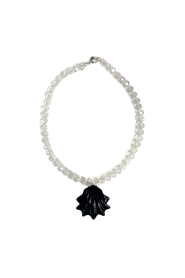Shell Dreams Necklace Black by Shop Julietta, glass bead necklace with shell pendant. Perfect for beach styling or everyday wear.