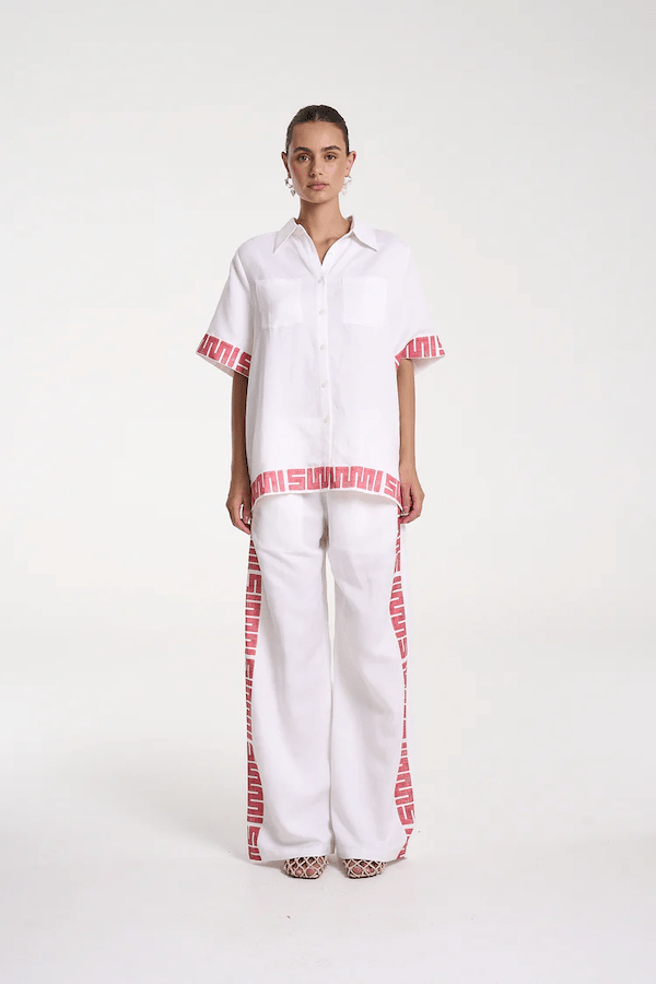 Sig Linen Shirt Neon Plaid by Summi Summi – a boxy shirt with plaid trim and relaxed fit. Perfect for everyday styling.