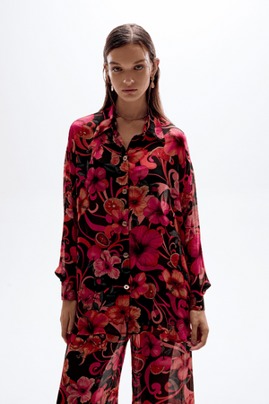 Solace Button Up Shirt Hibiscus Pink by Cin Cin Swim – a sheer shirt with floral print and gold buttons. Perfect for resort styling.