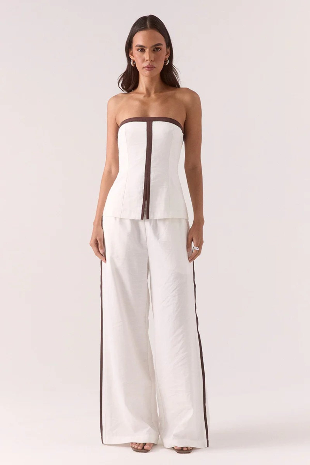 Sora Bodice Vanilla by Sovere, a strapless fitted top with contrast panels and front split for sleek day-to-night dressing.