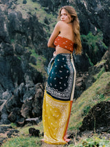 Square Pareo Bandit Tile Silk — lightweight silk beach pareo with sun-washed bandana print, perfect as a cover-up or scarf.