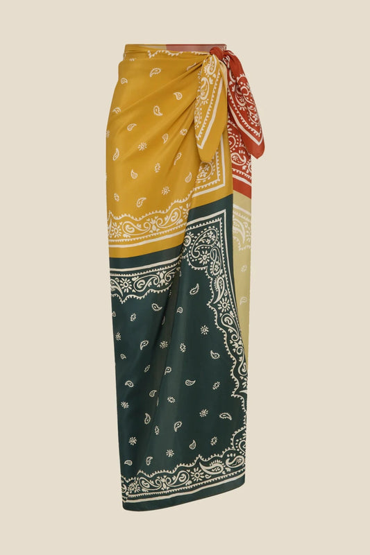Square Pareo Bandit Tile Silk — lightweight silk beach pareo with sun-washed bandana print, perfect as a cover-up or scarf.