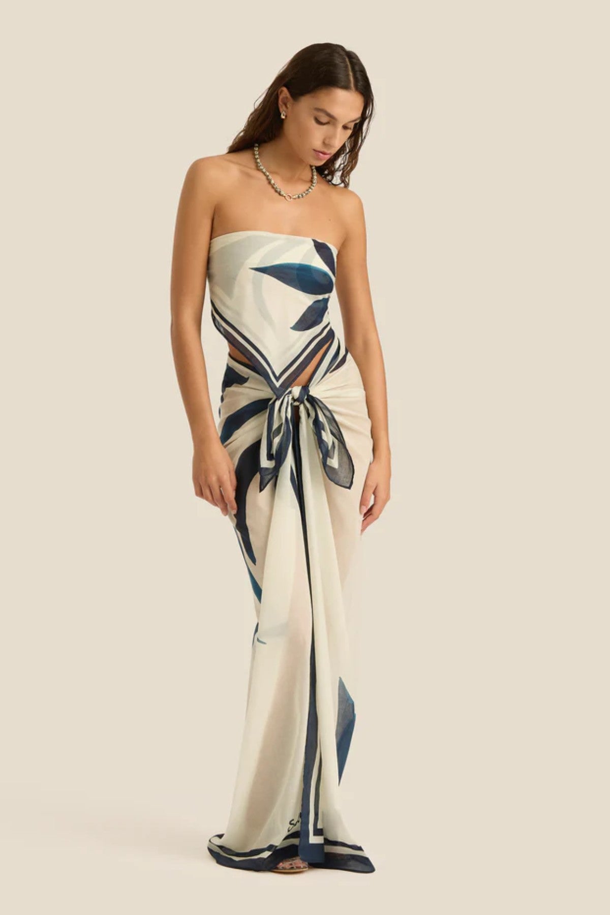 Square Pareo Reed by Soleil Soleil, versatile cotton voile pareo perfect for sun-soaked styling as a skirt, wrap or breezy beach scarf.