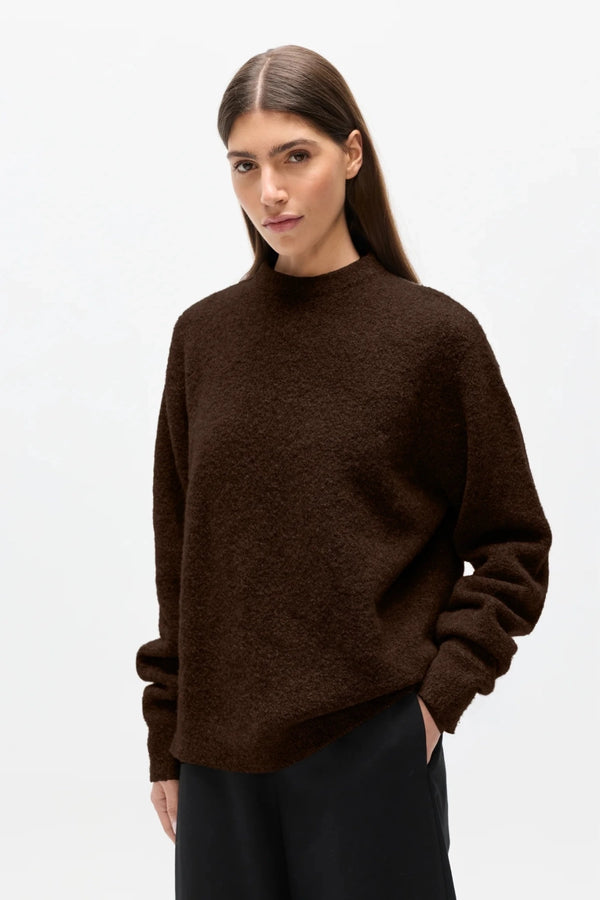 Stella Crew Neck Bear by Bayse – relaxed wool blend knit with brushed texture and classic crew neckline.