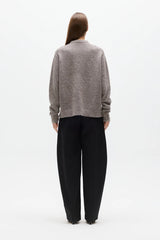 Stella Crew Neck Beige Grey by Bayse – relaxed wool blend knit with brushed texture and classic crew neckline.