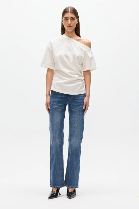 Suki Top White by Bayse – off shoulder draped top with ruched sides and fitted waist silhouette.