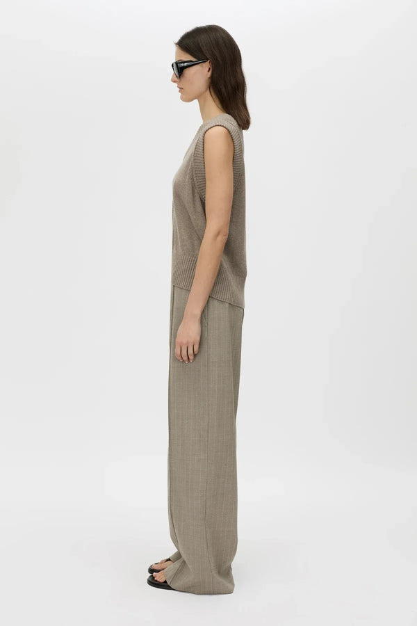 Tori Knit Vest Top Oat by Camilla and Marc – a cropped V-neck knit with ribbed edges. Perfect for layering or casual styling.