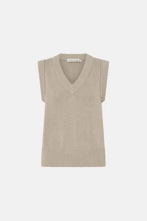 Tori Knit Vest Top Oat by Camilla and Marc – a cropped V-neck knit with ribbed edges. Perfect for layering or casual styling.