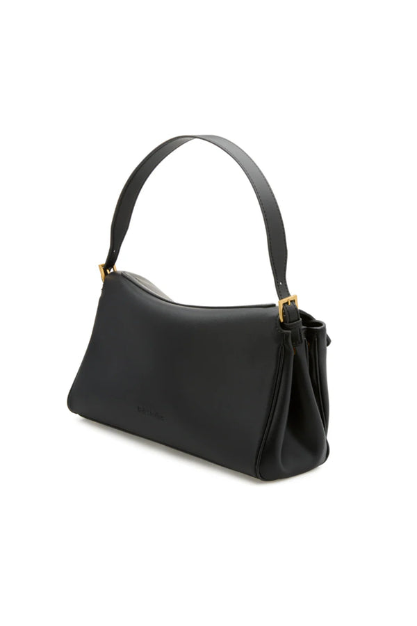 Valentina Bag Black by Reh Studios – a structured leather bag with adjustable strap and dual compartments. Perfect for everyday wear.