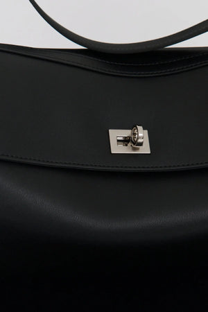 Valentina Bag Silver by Reh Studios – a structured leather bag with adjustable strap and dual compartments. Perfect for everyday wear.