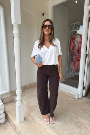 Amber Barrel Sable by Neuw Denim, mid-rise slim barrel jeans in rich brown with subtle stretch for a structured yet comfortable fit.