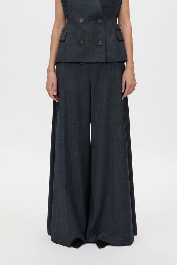 Ascent Wide Leg Side Pleat Pant Dark Grey by camilla and marc – tailored wool wide leg pants with box pleat detailing.
