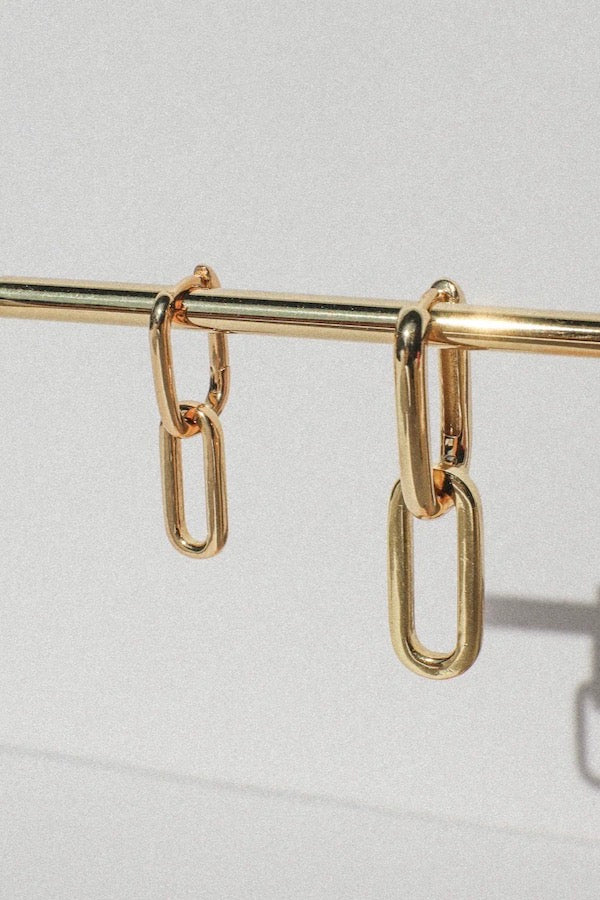 Avant Studio | Celine Earrings Grande Gold | Girls with Gems